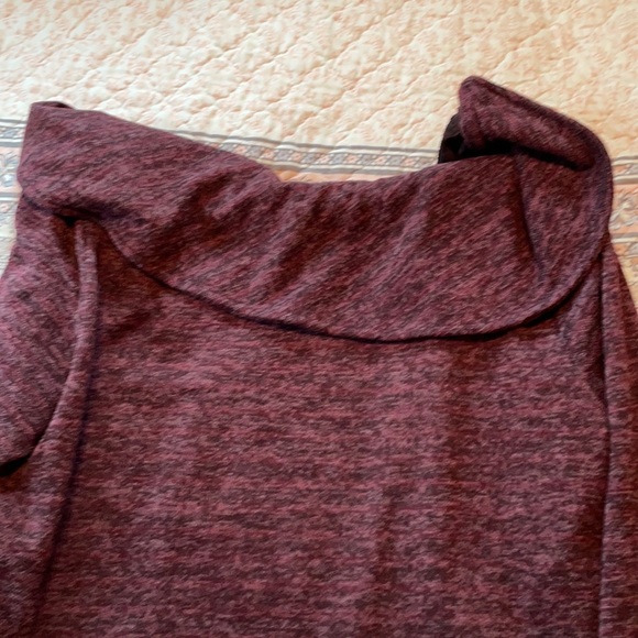 Sweater/jacket - Picture 6 of 7